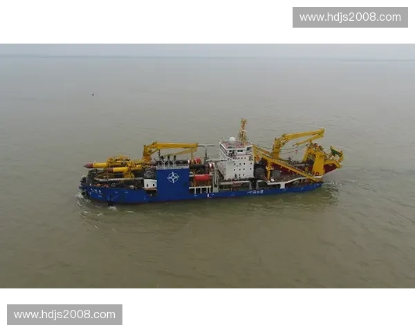 动力艇的性能优化与创新技术探索:提升航速与安全性的全新方案 动力艇的性能优化与创新技术探索:提升航速与安全性的全新方案